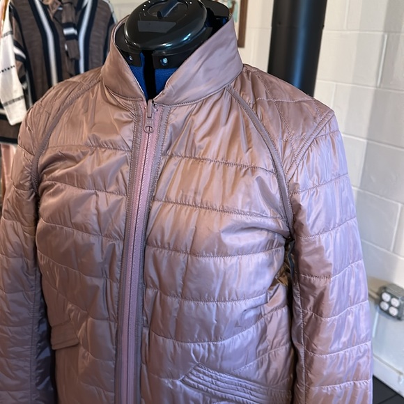 EUC Lululemon Moto Puffer - Picture 2 of 4